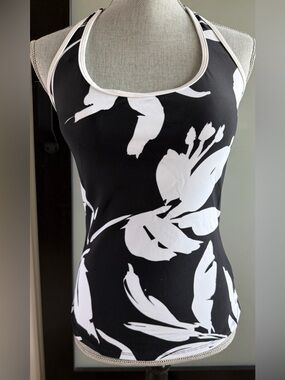 Hapari Black and White Raven Sport Tankini  (Top Only) - Size M - New With Tags